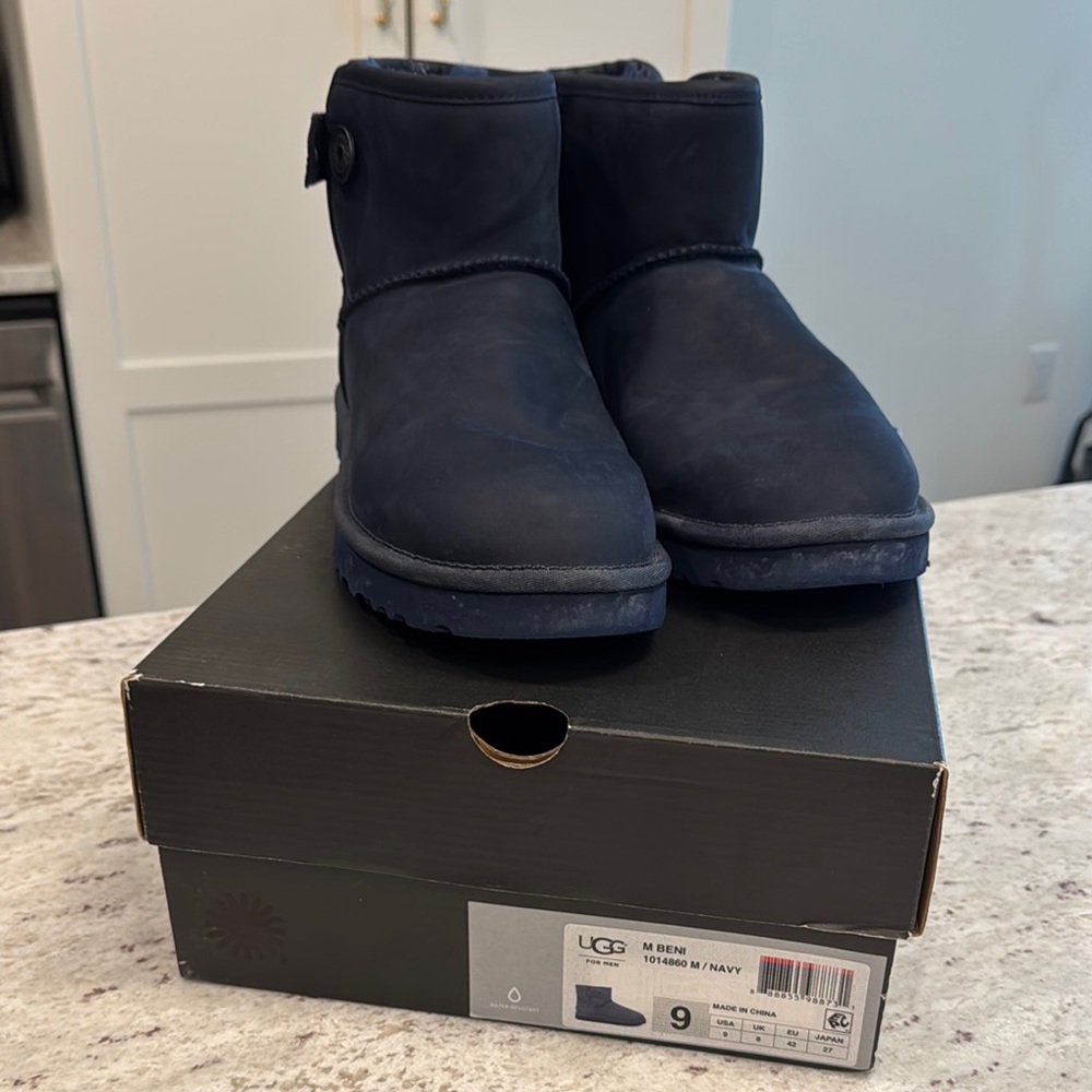 Men’s UGG Navy Boots